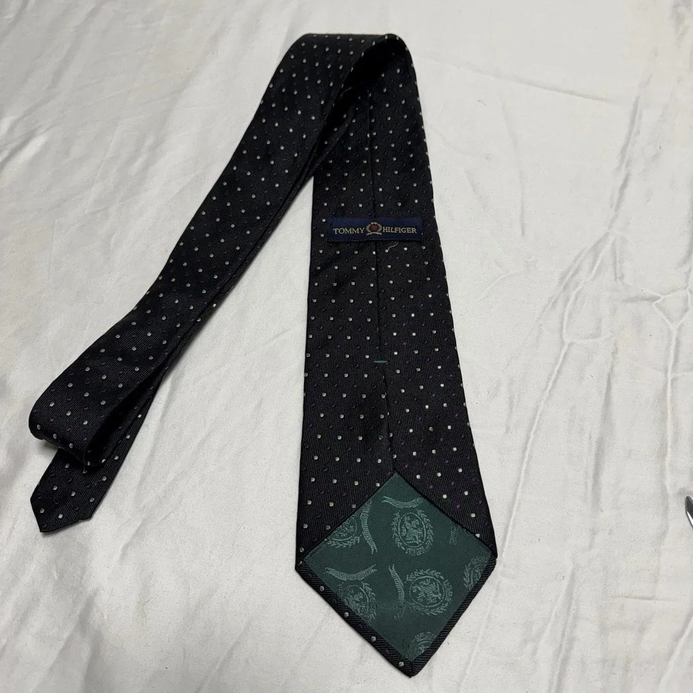 Tommy Hilfiger Tie Purple And Gold Dots Men's 100% Silk